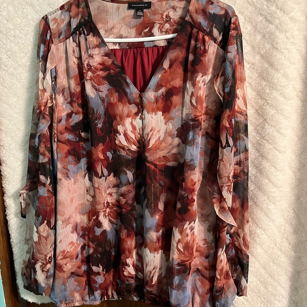 Elegant Floral V-Neck Blouse - Red and Blue